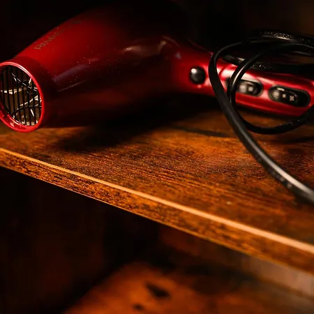 At Park, Luxurioese Mit Terrasse Und Parkplatz Im Herzen Von アパート