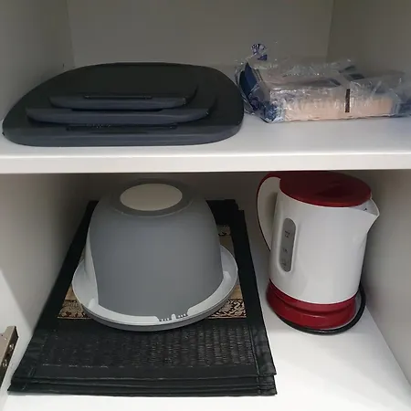 At Park, Luxurioese Mit Terrasse Und Parkplatz Im Herzen Von شقة غراتس