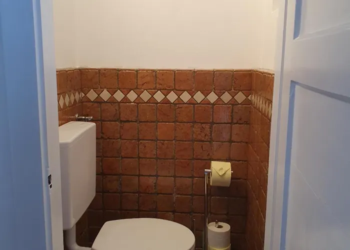 Apartment At Park, Luxurioese Mit Terrasse Und Parkplatz Im Herzen Von Graz