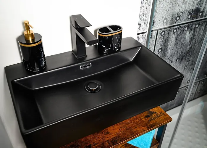 Apartment At Park, Luxurioese Mit Terrasse Und Parkplatz Im Herzen Von Graz